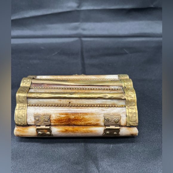 Vintage Brass & Bone Keepsake Box/Jewelry Box - Picture 7 of 8